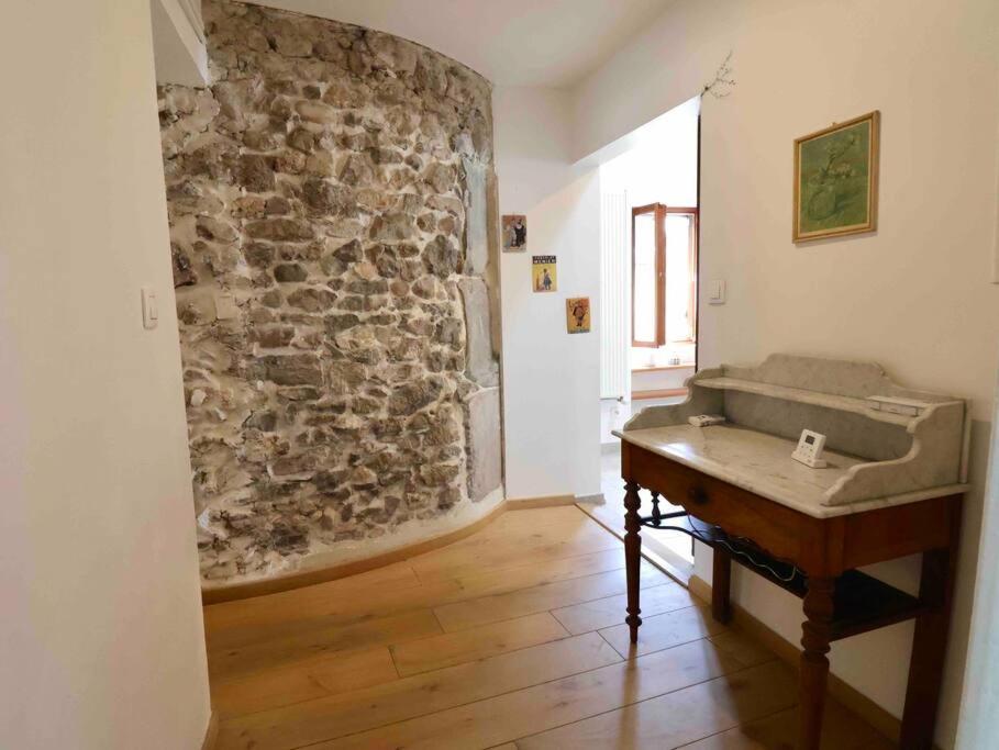 Les Hauts Du Chateau Chambéry Eksteriør billede
